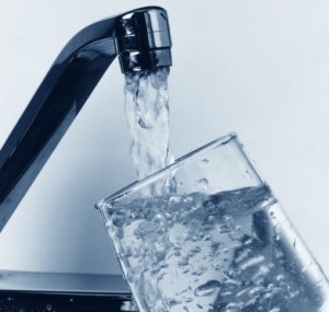 Encore 64 000 personnes privées d'eau au robinet dans l'Hexagone en raison de la sécheresse